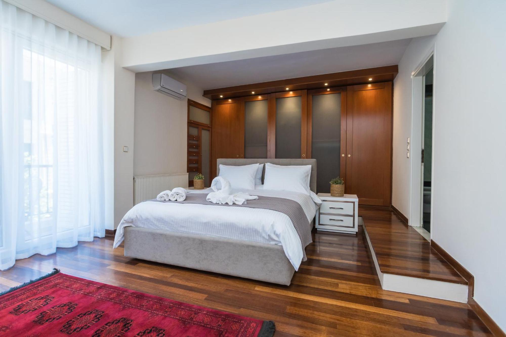 Apartment Grand By F & G