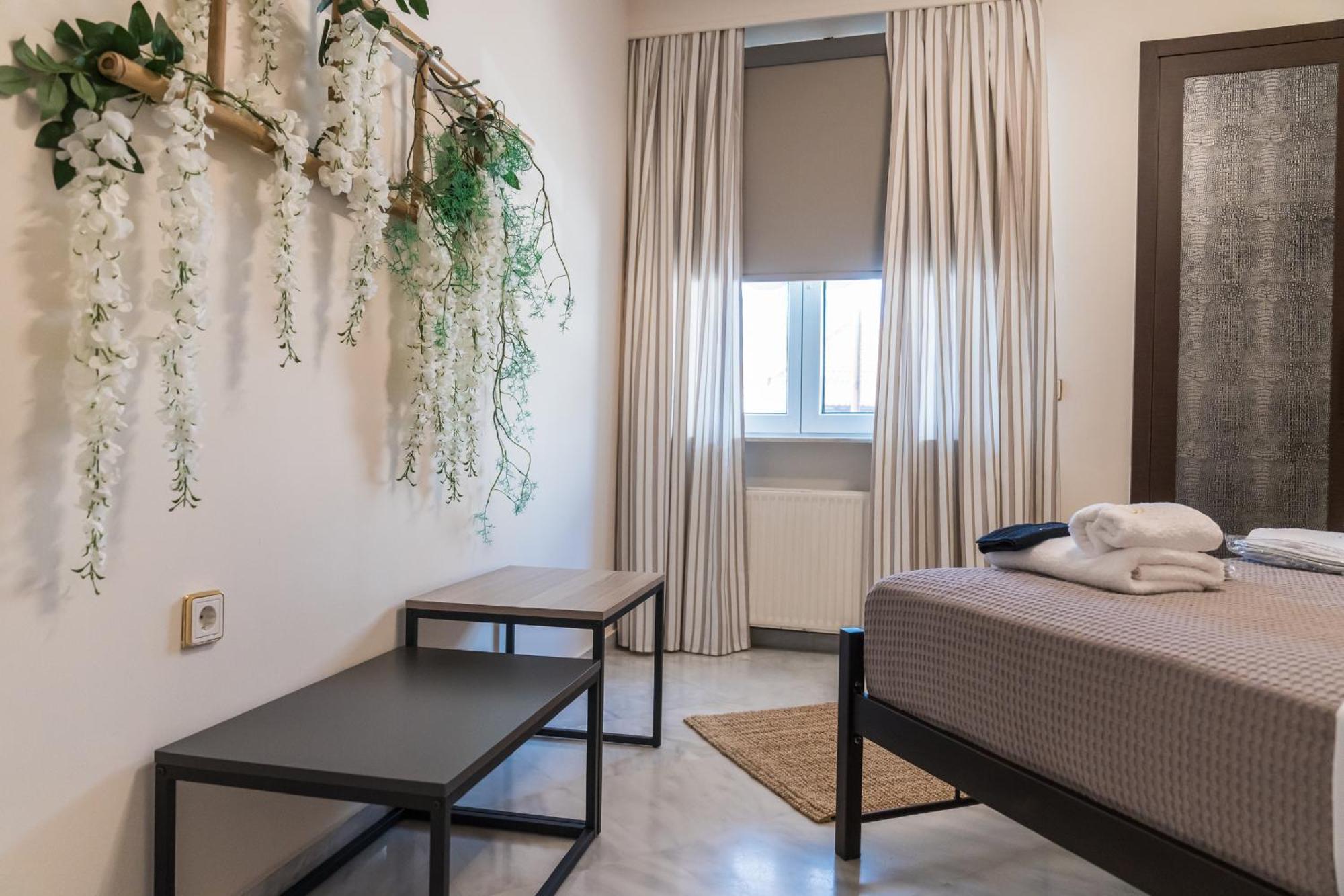 Grand By F & G Kastoria